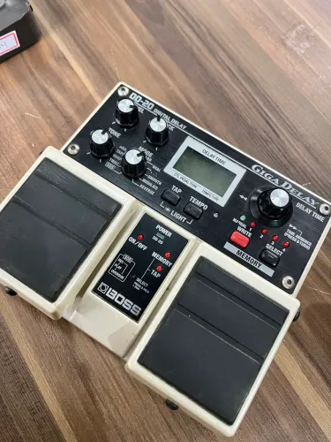 Pedal Boss Dd20