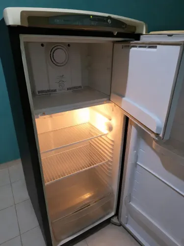 Vendo geladeira