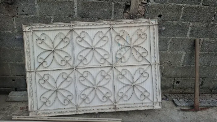 Janela , pia , portas