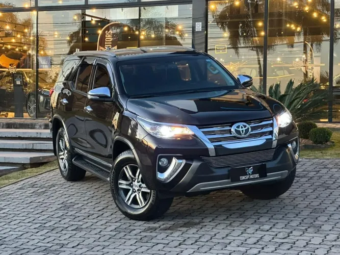 Toyota Hilux SW4 SRV 4X2 2.7 Flex 16V Aut. 2019