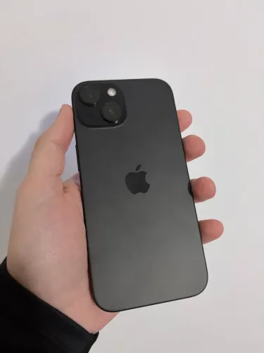 iPhone 15 - 256gb