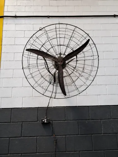 VENTILADOR INDUSTRIAL DE PAREDE 1 METRO - 220V