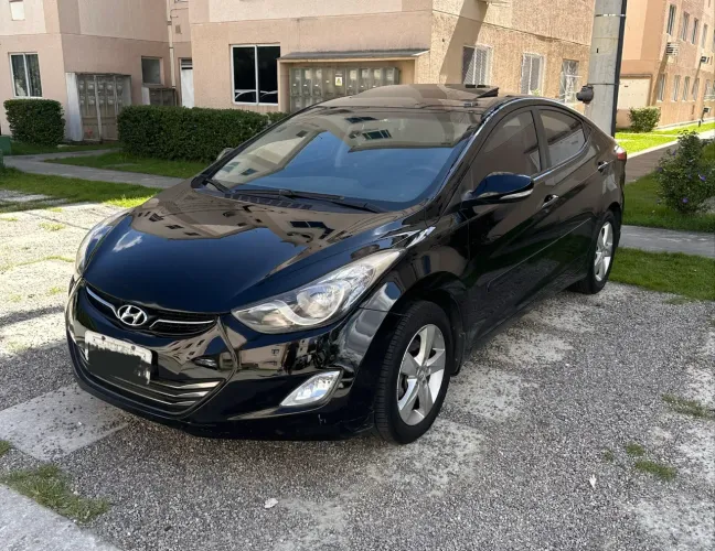 Hyundai Elantra GLS 2.0 16V Flex Aut. 2014