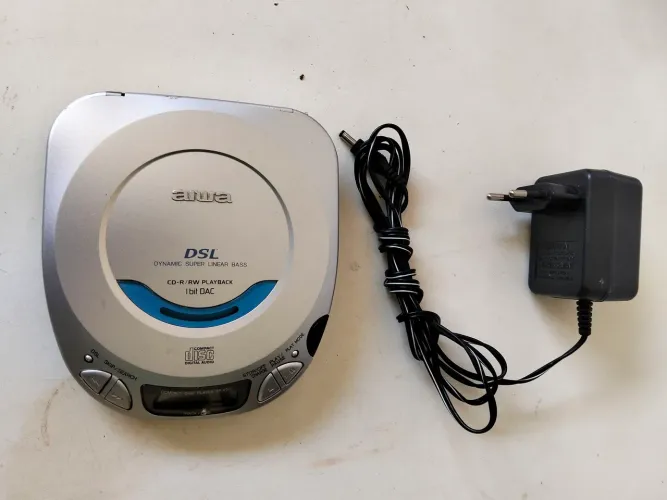 ANTIGO DIS MAN AIWA PRA CONSERTO POR 25 REAIS DESAPEGO PARTICULAR