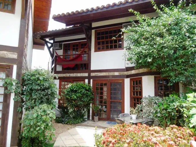 TEMPORADA Casa em Condomínio 4 quartos BUZIOS! Consulte disponibilidade e valores.