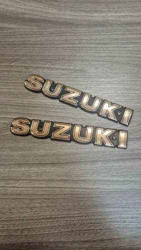 Emblemas Suzuki