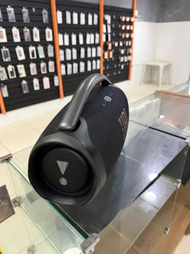 JBL Boombox 3