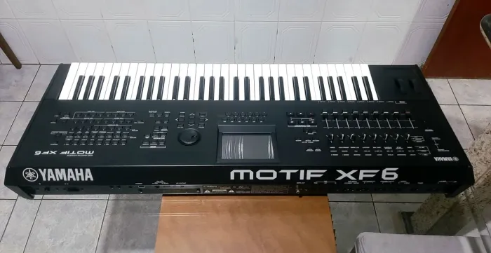 YAMAHA MOTIFI XF6