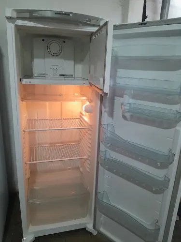 Geladeira cônsul frost free 