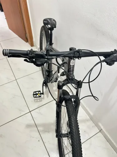 Bicicleta aro 29 track bike trivo usada 2 vezes
