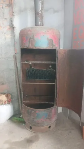 Vende essa churrasqueira