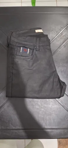 Calças Skinny