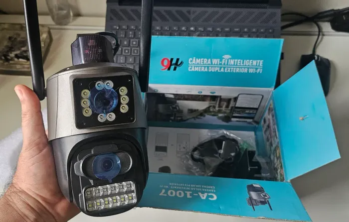 Camera Dupla Inteligente 4K ICSee.  Com áudio e Rastreamento Humano.