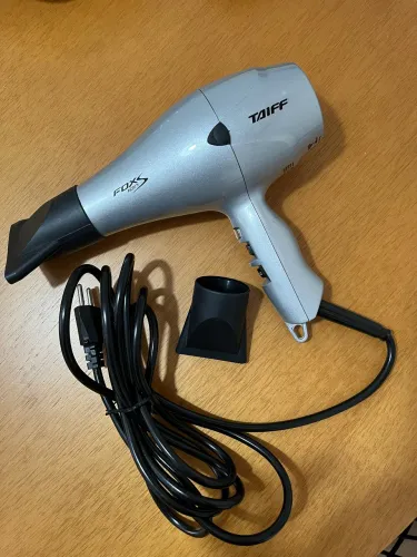 Secador Taiff Fox Ion 2100W Profissional 220V Potente Leve Semi Novo Com Bico