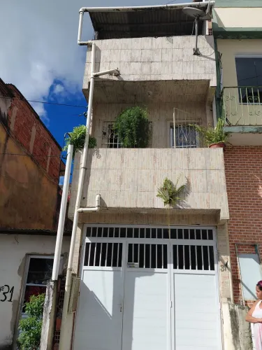 Vende se casa na Barros Reis na principal 