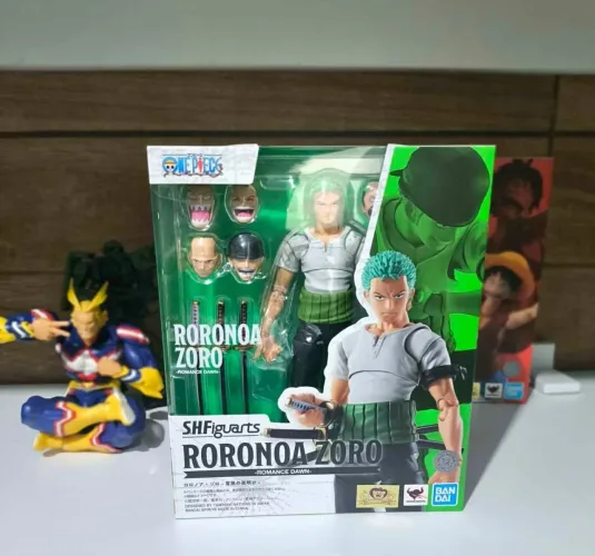 Roronoa Zoro Romance Dawn Sh figuarts <br><br>Valor: 499,99