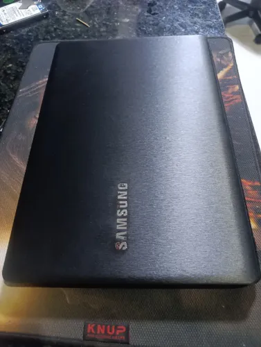 Notebook Samsung i3-6006 8Gb DDR4 SSD 256Gb bateria boa