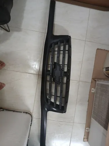 Grade dianteira gm tracker ou gran vitara 