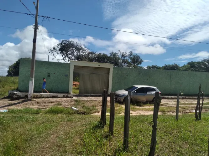 Vendo terreno no panaquatira 