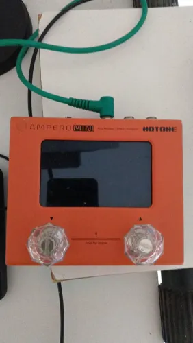 Vendo e troco equipamentos por guitarra 