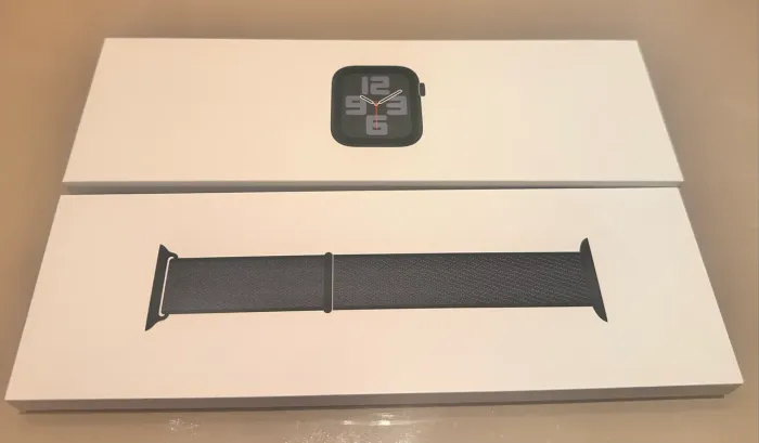 Apple Watch SE 2nd gen (GPS) Alumínio 44MM Cor Meia Noite + Pulseira Ink Sport Loop 46mm