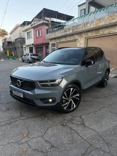 Volvo XC40 XC 40 T-5 Híbrido R-design 1.5 262cv FWD 2021