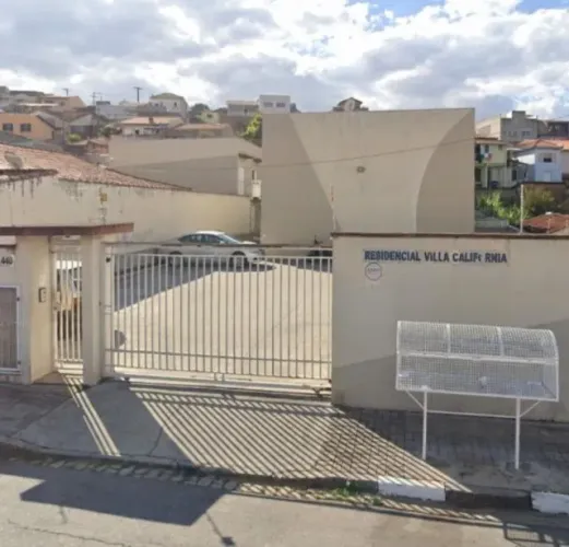 Sobrado em condomínio, Vila Mota, 200m do Spani