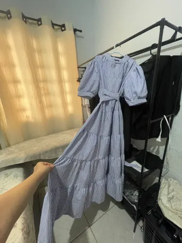 Vestido listrado azul e branco M lícito