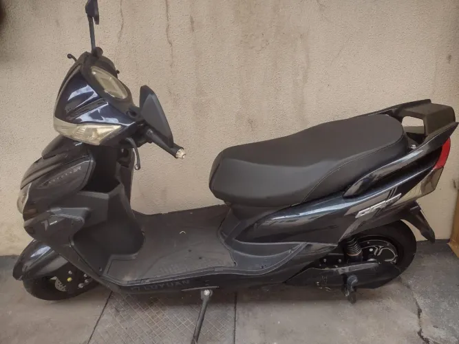 Vendo moto elétrica esta sem a bateria mais funcionando perfeitamente 