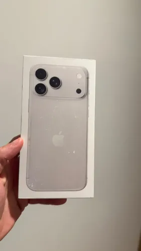 Iphone 18 pro max 265gb