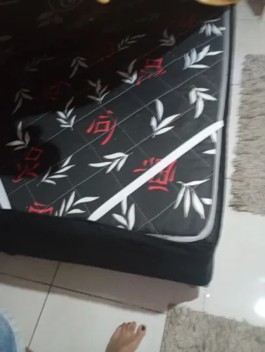 Mesa escrivaninha e cama box conjugado