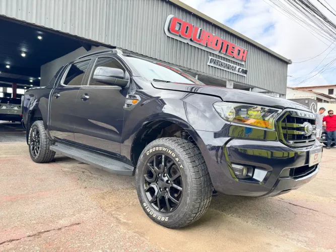 Ford Ranger Black 2.2 4X2 CD Diesel AUT 2023