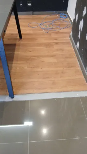 Bancada de escritorio. 