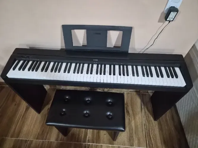 Piano Elétrico Yamaha P45