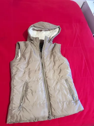 Colete feminino bege peluciado M