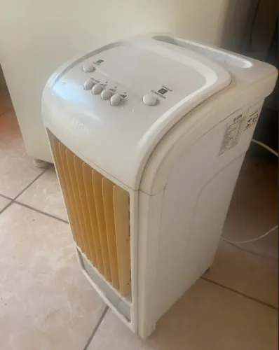 Climatizador Elgin (funciona só como ventilador)
