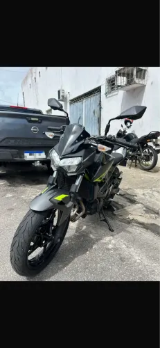Kawasaki Z400 Verde Ano 2023