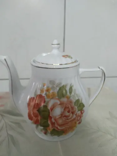 Bule porcelana pozzani