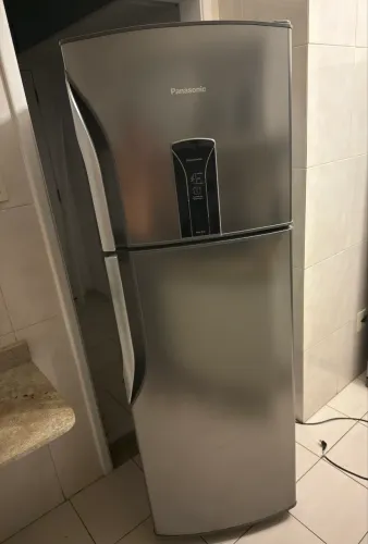 Geladeira Panasonic 387L 110V