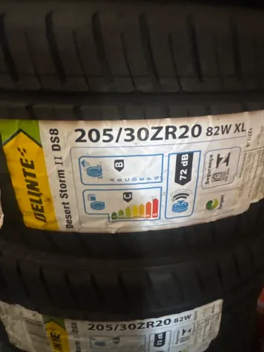 Pneu 205/30 aro 20