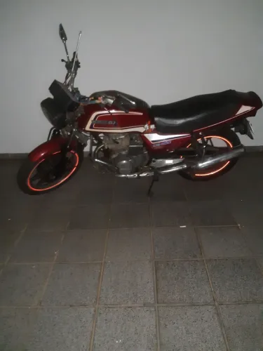 Honda CB 400