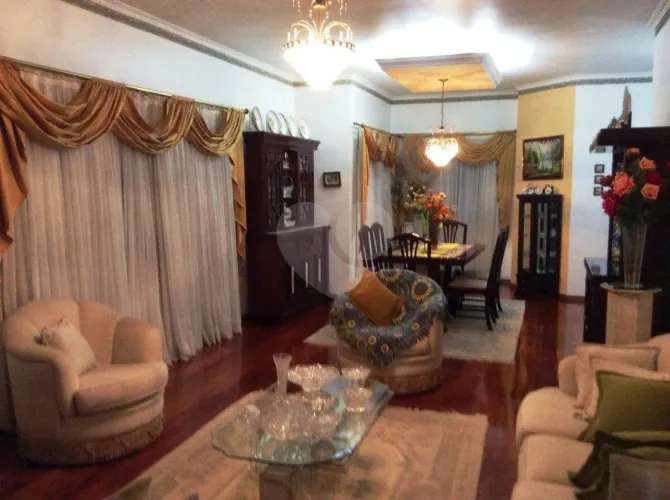 Casa térrea com 4 quartos à venda ou para locação em Vila albertina - SP