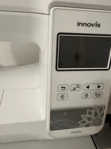 Máquina de costura de bordado Brother PE810L