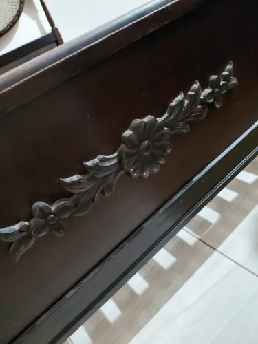 Cama de casal colonial-brasileiro