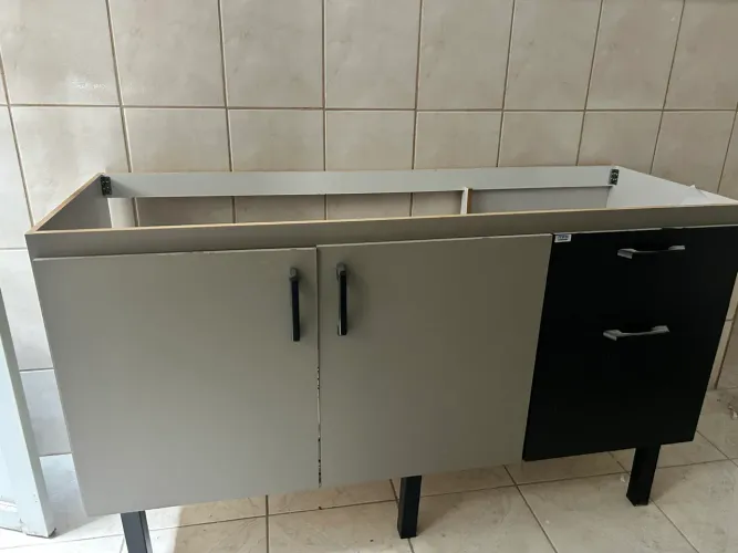 Gabinete para pia 150cm