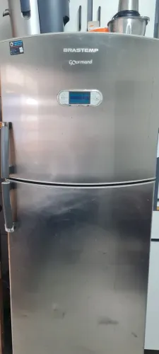 Geladeira Eletrolux para retirada de pecas
