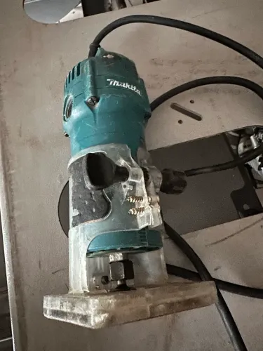 Tupia manual  Makita 