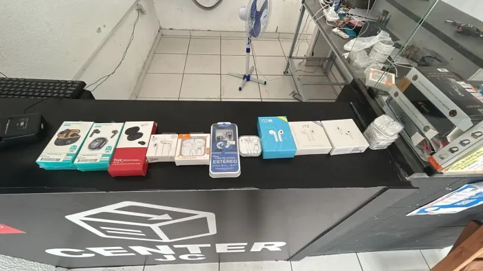 Lote de fones de ouvido 