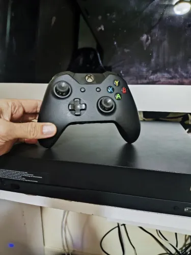 Xbox one x 4k nativo com jogo