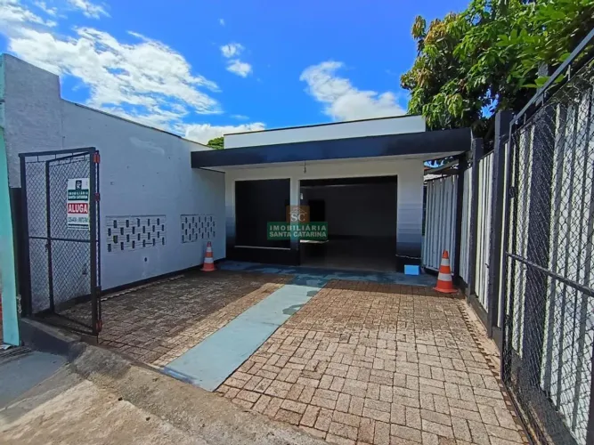 Salão para alugar em Maringa na Av Alziro Zarur, com 60 m²